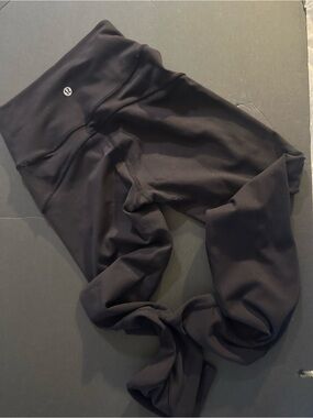 lululemon athletica Women’s 2 Black Leggings